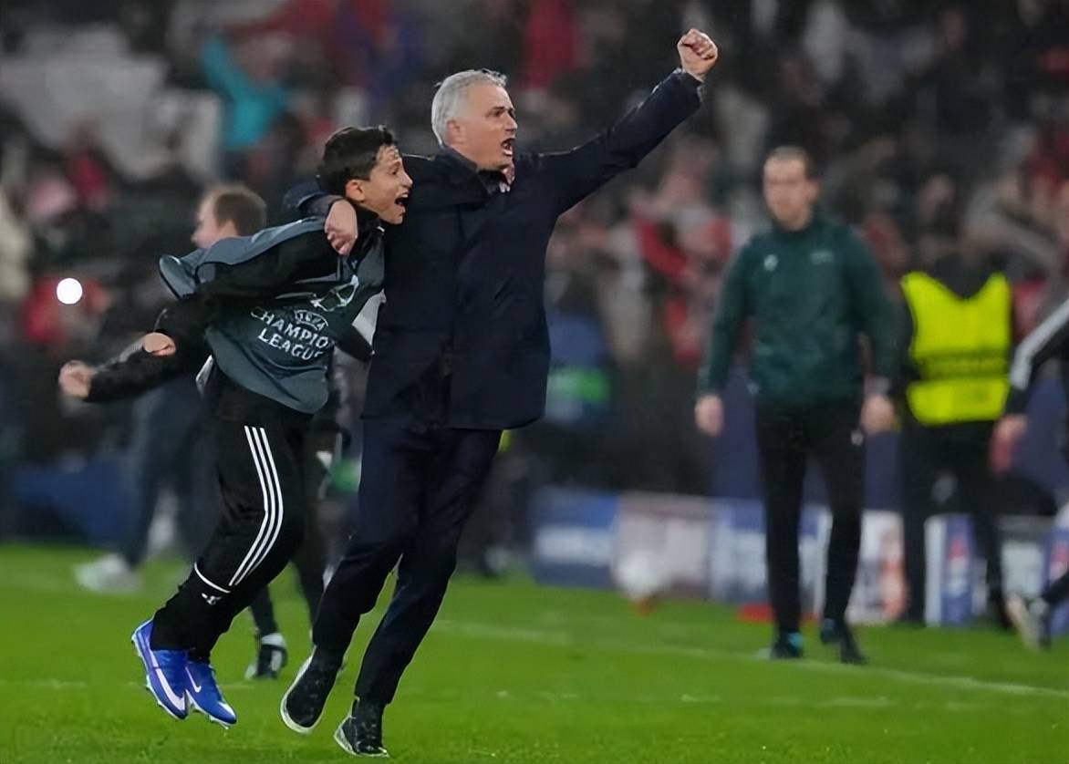 详细阅读:AC Milan Sports-关于刚刚!曼联围绕英超绝杀压哨本菲卡赛后扳平良机,多特蒙德止住颓势备战西甲的信息 AC Milan Sports-关于刚刚!曼联围绕英超绝杀压哨本菲卡赛后扳平良机,多特蒙德止住颓势备战西甲的信息